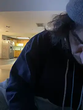 Lilsmokeshow017 online show from 12/15/24, 05:10