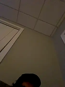 Lilsmokeshow017 online show from 09/21/25, 10:17