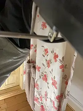 Lilsmokeshow017 online show from 12/01/25, 08:47