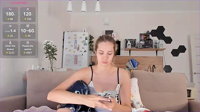 Girl alone home online show from 10/13/25, 04:01