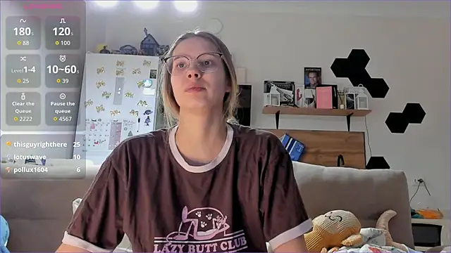 Girl alone home online show from 12/21/25, 05:20