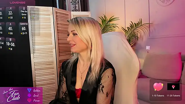 Snapshot of Gloria_Lovely chatting on 01/23/25, 11:15 Gloria Lovely online show from 01/23/25, 11:15
