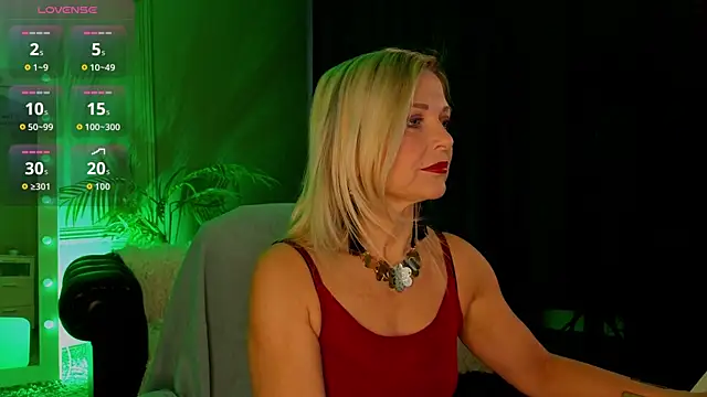 Snapshot of Gloria_Lovely chatting on 01/06/26, 11:14 Gloria Lovely online show from 01/06/26, 11:14