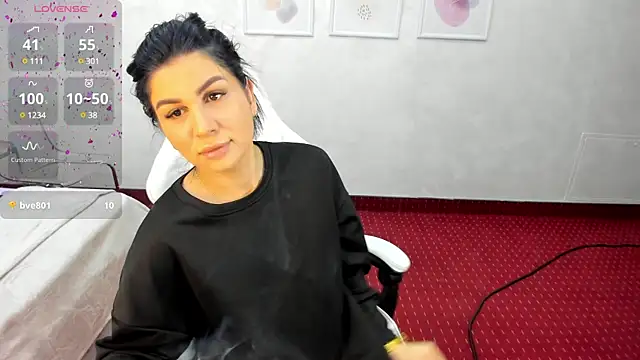 Snapshot of patriciakeys chatting on 03/06/25, 07:03 patriciakeys online show from 03/06/25, 07:03