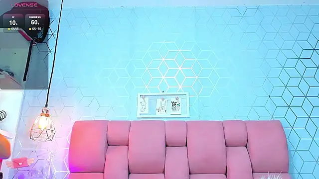 Snapshot of Zoebraham chatting on 12/05/24, 12:08 Zoebraham online show from 12/05/24, 12:08