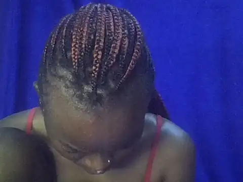 Snapshot of sweet_love00 chatting on 10/21/25, 03:51 sweet love00 online show from 10/21/25, 03:51