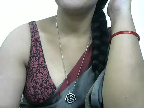 rashmika reddy online show from 02/03/26, 04:54