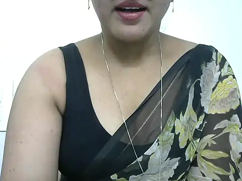 rashmika reddy online show from 05/23/26, 04:33