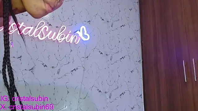 Snapshot of cristal_subin69 chatting on 02/26/25, 08:33 cristal subin69 online show from 02/26/25, 08:33