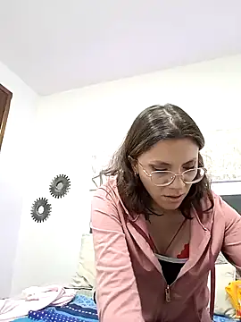 karlamorris  online show from 01/18/25, 06:53