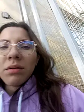 karlamorris  online show from 01/21/25, 01:00