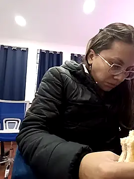 karlamorris  online show from 09/17/25, 01:35