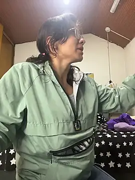 karlamorris  online show from 03/20/26, 01:16