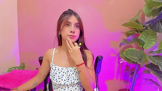 AlanaJones1 online show from 03/11/25, 03:59