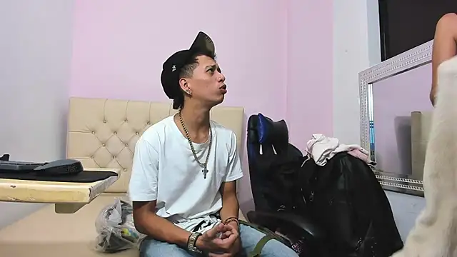 Ashley James online show from 02/08/25, 01:43