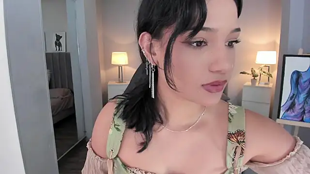 Snapshot of renee_shelby_ chatting on 12/04/24, 09:24 renee shelby online show from 12/04/24, 09:24