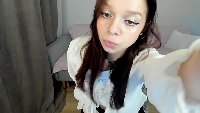 Snapshot of crystal_lilith chatting on 06/21/26, 08:55 crystal lilith online show from 06/21/26, 08:55