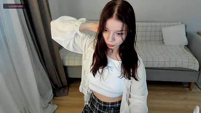 Snapshot of crystal_lilith chatting on 07/11/26, 05:48 crystal lilith online show from 07/11/26, 05:48