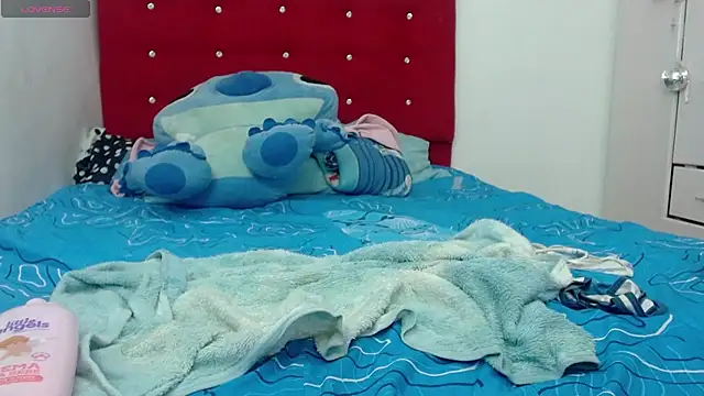 INDIAN HORNY1 online show from 07/17/26, 02:34