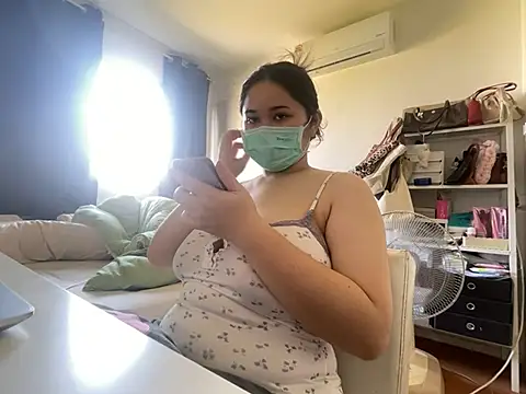 iamMalixxx online show from 02/02/25, 07:52