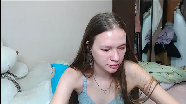 leila bambi  online show from 01/23/25, 01:41