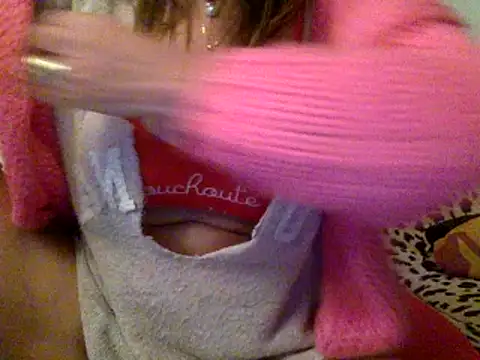 Snapshot of gildamilf chatting on 02/01/25, 04:44 gildamilf online show from 02/01/25, 04:44