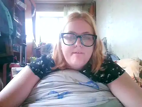 DesireMelissa online show from 10/10/25, 08:57