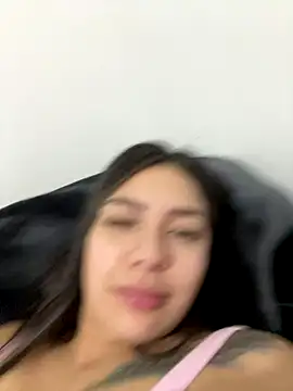 Snapshot of Latina_vanessa chatting on 09/29/25, 05:34 Latina vanessa online show from 09/29/25, 05:34
