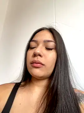 Snapshot of Latina_vanessa chatting on 10/16/25, 07:59 Latina vanessa online show from 10/16/25, 07:59