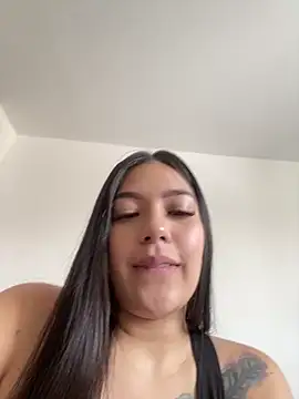 Latina vanessa online show from 02/09/26, 03:27