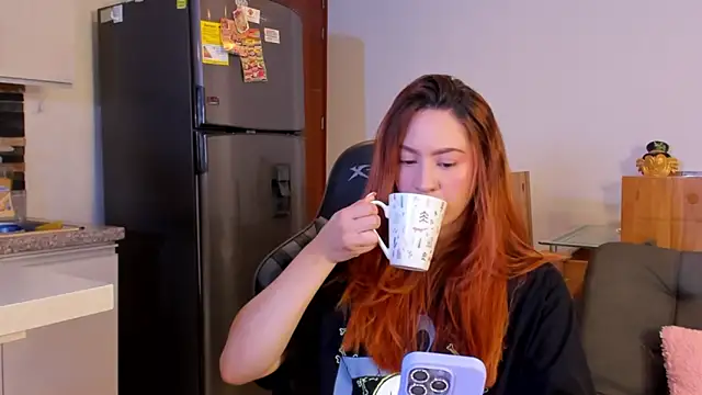 Amypond   online show from 04/22/26, 04:19