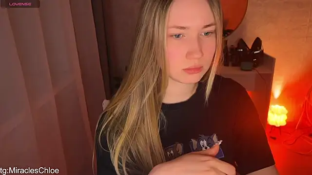 ChloeMillerMeow online show from 04/15/26, 07:21