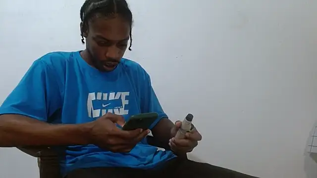 Larry-n-clouds online show from 02/16/26, 04:03