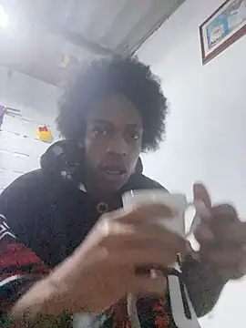 Larry-n-clouds online show from 03/31/26, 04:02