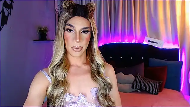 camila hootie online show from 12/23/24, 04:01