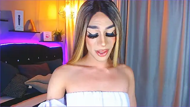 camila hootie online show from 01/16/25, 03:34