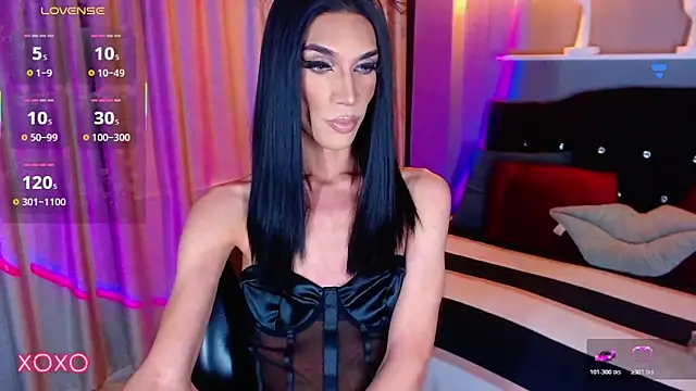 camila hootie online show from 11/14/25, 08:40