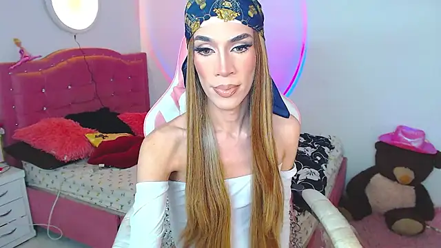 Snapshot of camila_hootie chatting on 01/12/26, 08:47 camila hootie online show from 01/12/26, 08:47