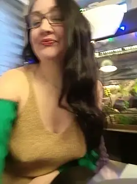 CamilleDesire online show from 03/20/25, 05:47