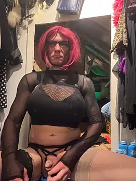 Xenia-Cosmo online show from 10/19/25, 11:38