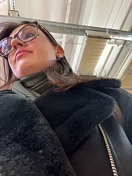 RinaCat online show from 03/02/25, 11:29