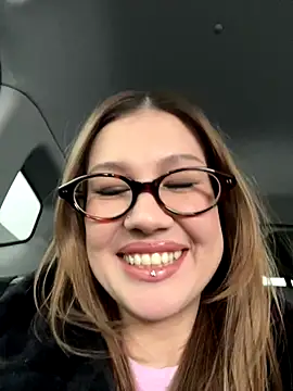 RinaCat online show from 11/18/25, 05:12