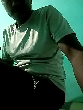 Snapshot of TamizhanKishwin7 chatting on 09/29/25, 08:35 TamizhanKishwin7 online show from 09/29/25, 08:35