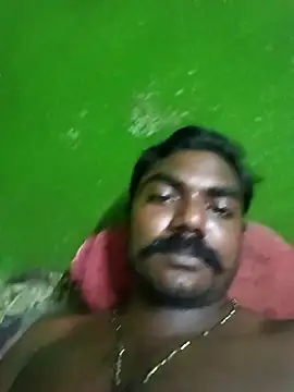 Snapshot of TamizhanKishwin7 chatting on 10/18/25, 08:42 TamizhanKishwin7 online show from 10/18/25, 08:42