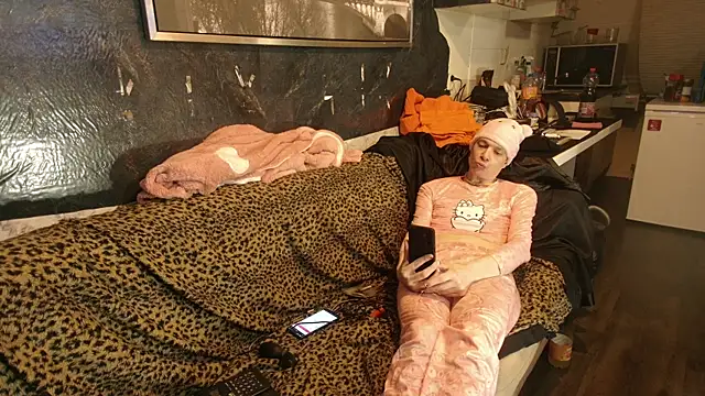 Sletjerayxh online show from 01/09/26, 06:42