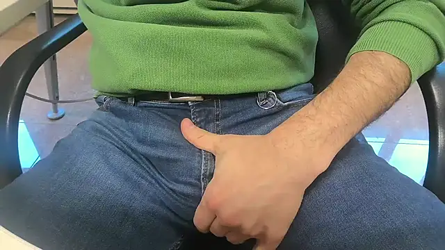 alessandroman2114 online show from 03/18/26, 03:37