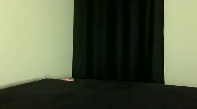 Snapshot of _luna_nyx chatting on 01/26/25, 04:09 luna nyx online show from 01/26/25, 04:09