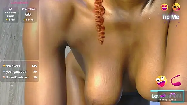 Snapshot of _luna_nyx chatting on 10/28/25, 08:51 luna nyx online show from 10/28/25, 08:51