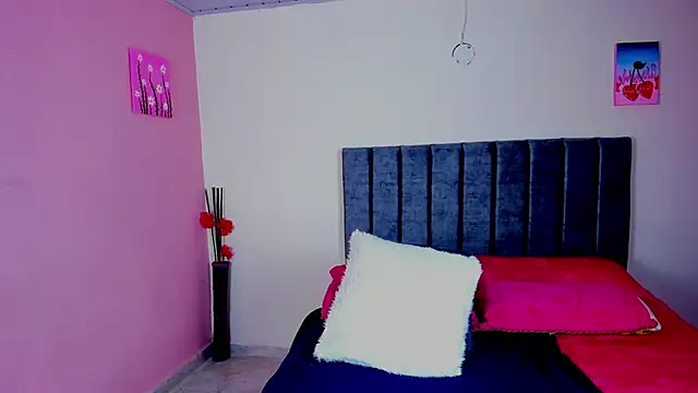 KayllaEvanss  online show from 12/03/24, 08:17