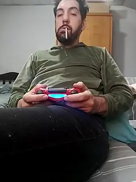 Snapshot of nicedick_bro chatting on 09/30/25, 01:32 nicedick bro online show from 09/30/25, 01:32